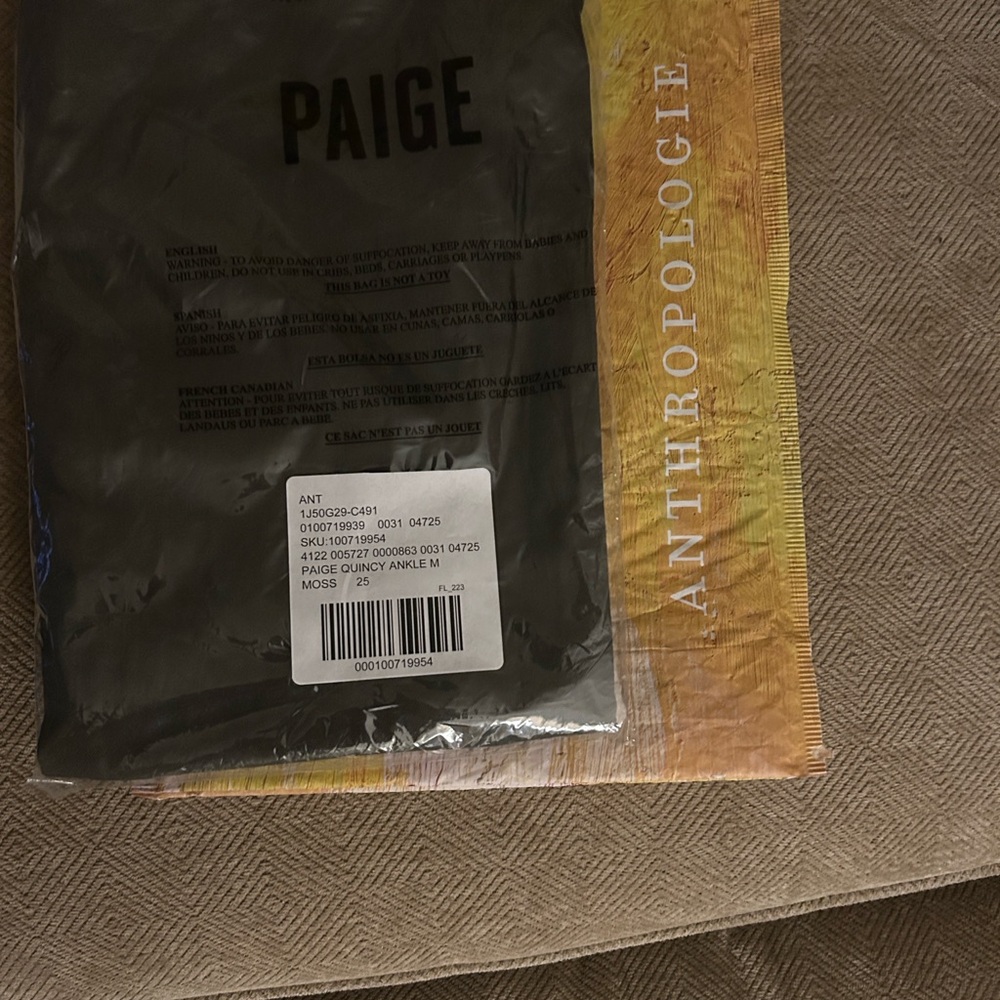 PAIGE Quincy Ankle Pants